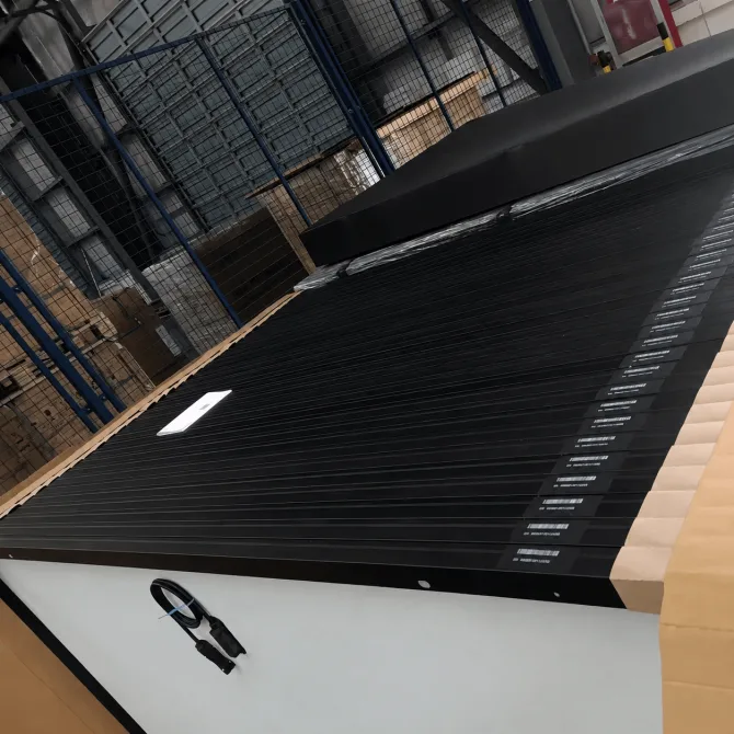 10 kw napelem rendszer panel, kibontott raklapos